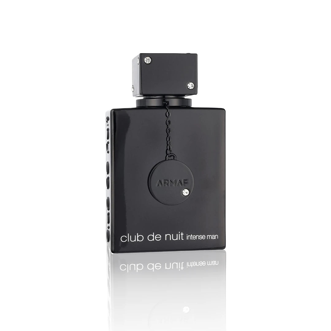 Armaf Club de Nuit Intense Man Eau de Toilette 105 ml Flakon auf weißem Hintergrund.