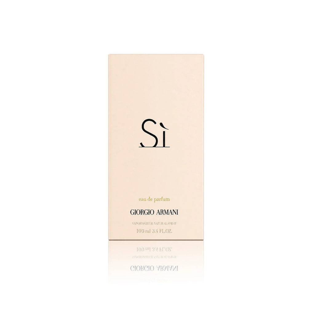 Armani Sì Eau de Parfum 100 ml Originalverpackung auf weißem Hintergrund
