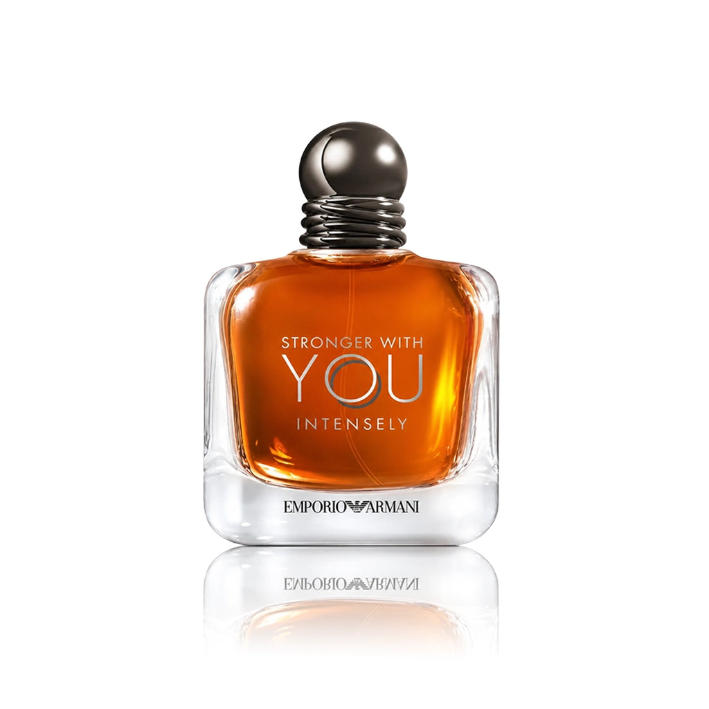 Armani Stronger With You Intensely Eau de Parfum 150 ml Flakon auf weißem Hintergrund