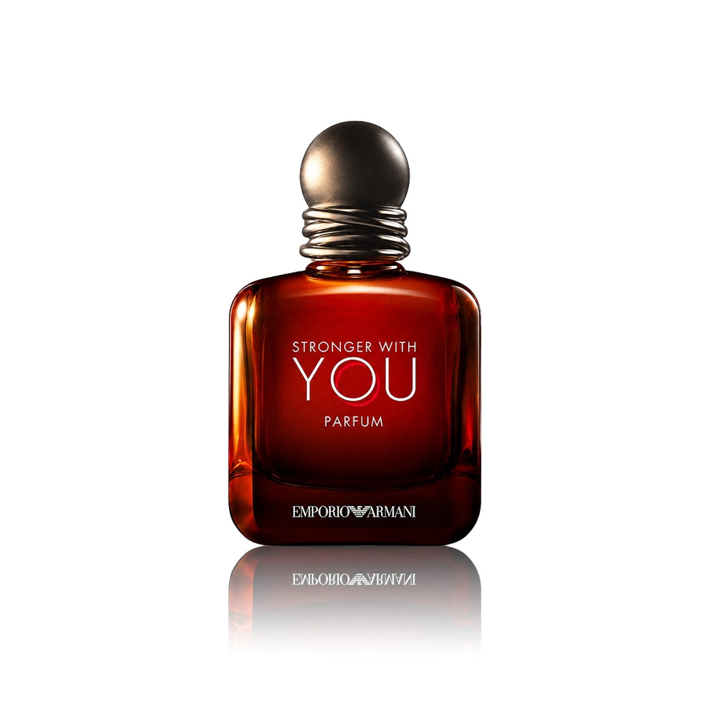 Armani Stronger With You Parfum 50 ml Flakon auf weißem Hintergrund