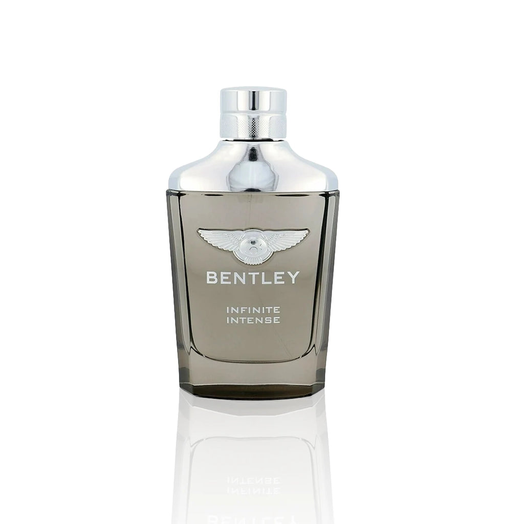 Bentley Infinite Intense Eau de Parfum 100 ml Flakon auf weißem Hintergrund.