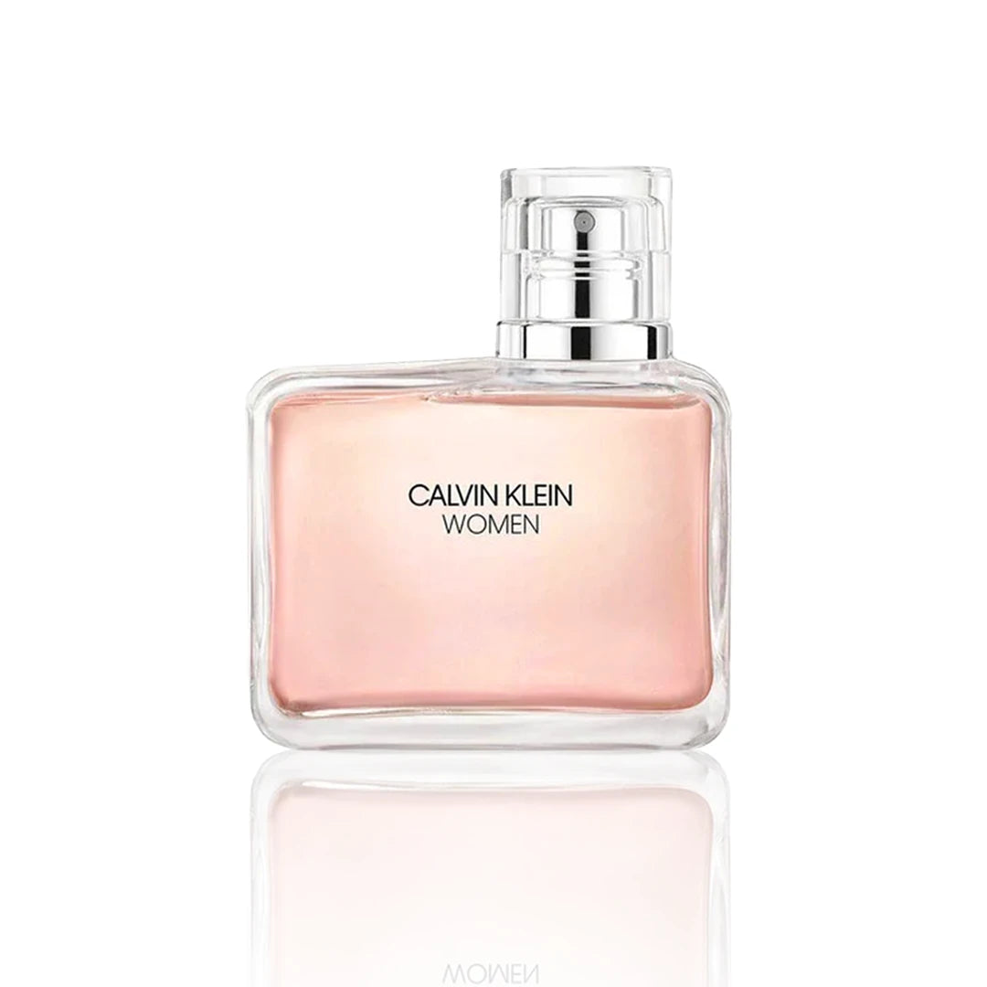 Calvin Klein Women Eau de Parfum 100 ml Flakon auf weißem Hintergrund