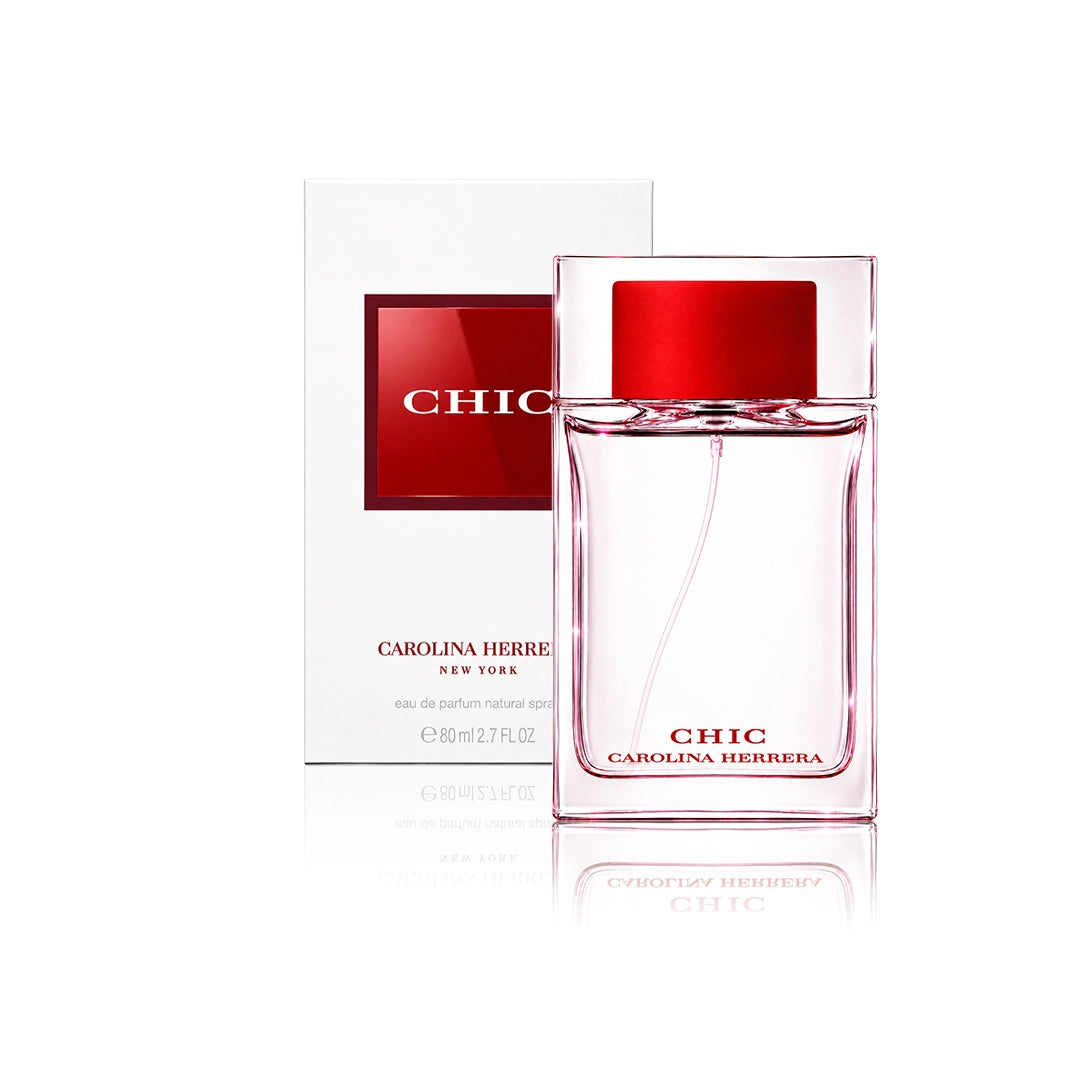 Carolina Herrera Chic Eau de Parfum 80 ml Flakon mit Originalverpackung auf weißem Hintergrund