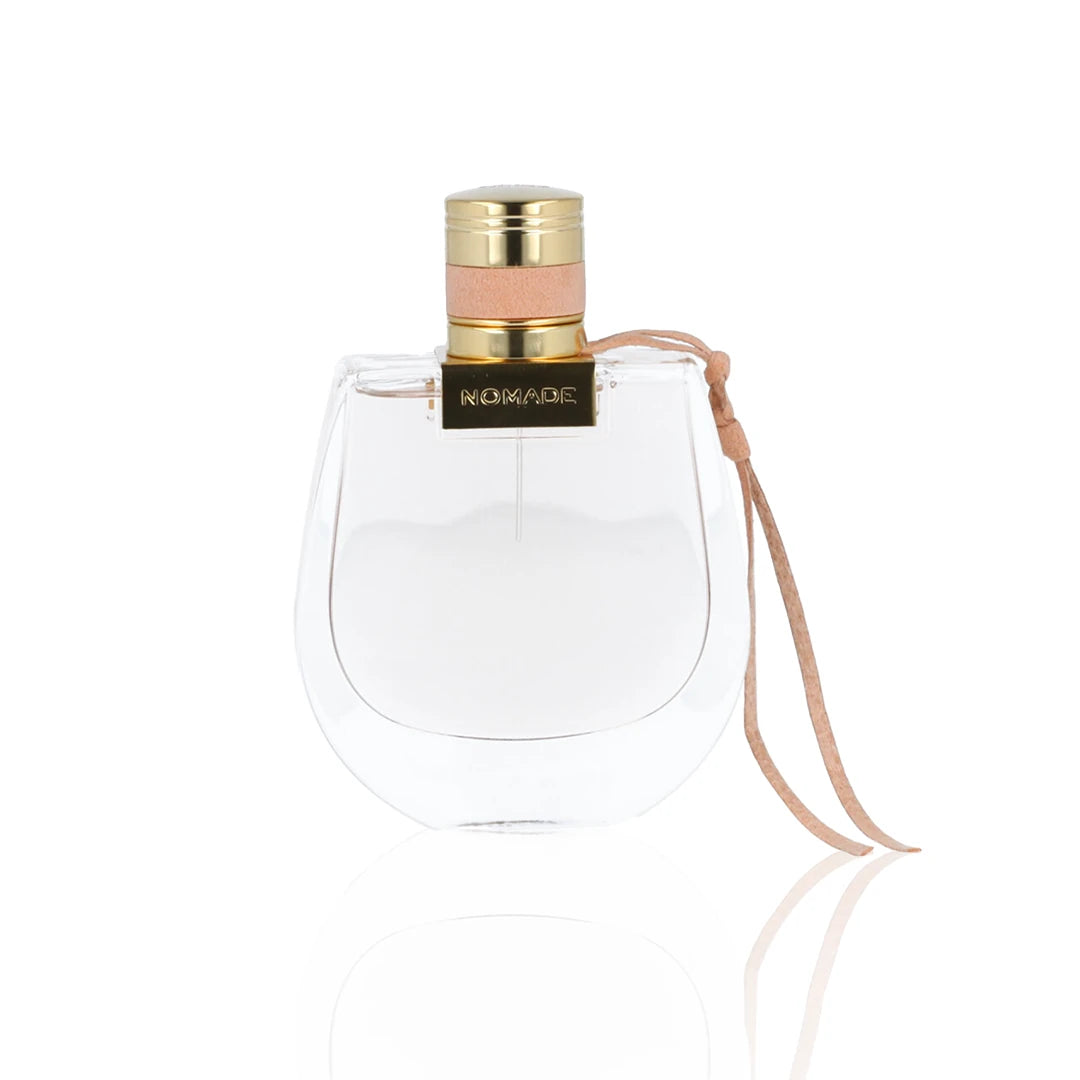 Chloé Nomade Eau de Parfum 75 ml Flakon auf weißem Hintergrund