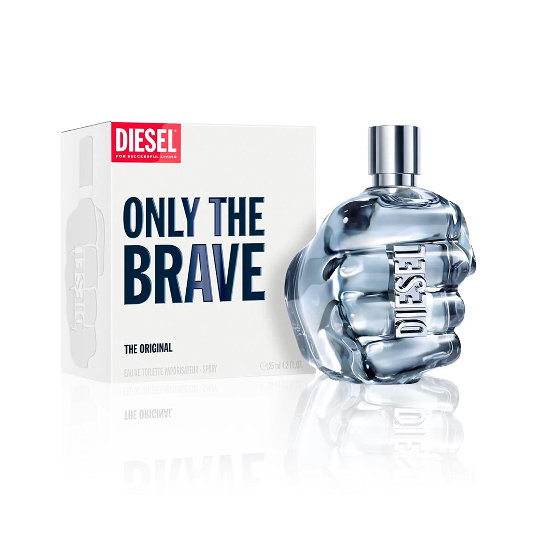 Diesel Only The Brave Pour Homme Eau de Toilette Spray 125 ml Flakon mit Originalverpackung auf weißem Hintergrund