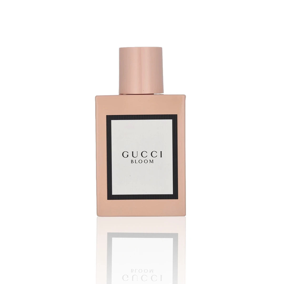 Gucci Bloom Eau de Parfum Spray 50 ml Flakon auf weißem Hintergrund