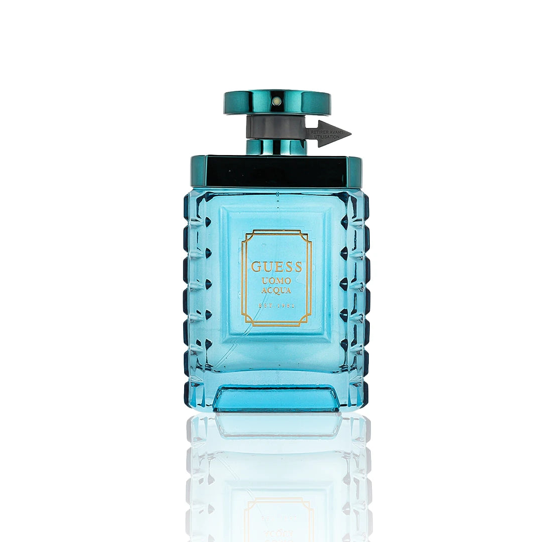 Guess Uomo Acqua Eau de Toilette 100 ml Flakon auf weißem Hintergrund