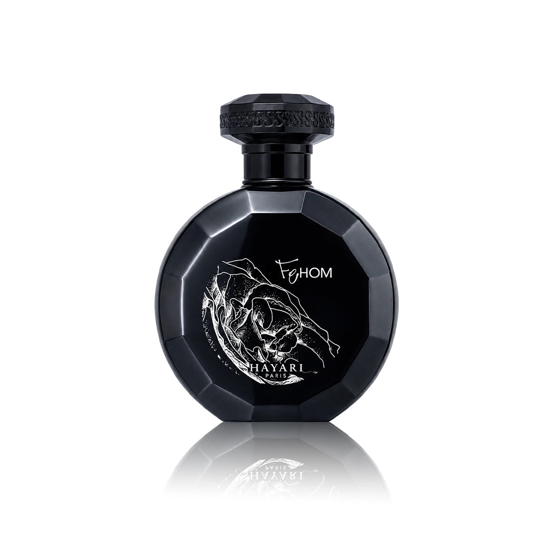 Hayari Fehom Eau de Parfum 100 ml Flakon auf weißem Hintergrund