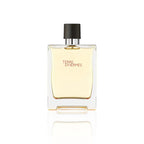 Hermès Terre d’Hermès Eau de Toilette
200 ml Flakon auf weißem Hintergrund