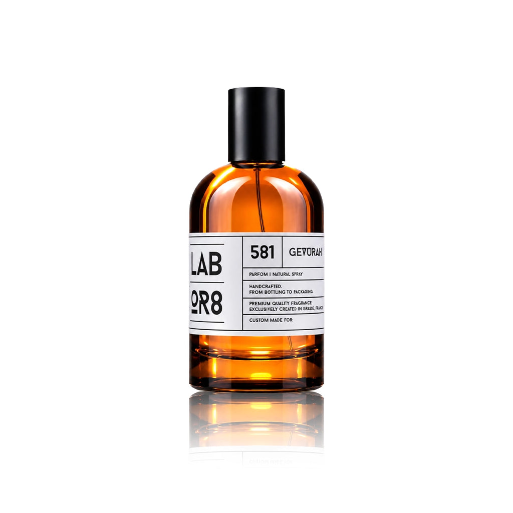 LABOR8 GEVURAH 581 Eau de Parfum 100 ml Flakon auf weißem Hintergrund