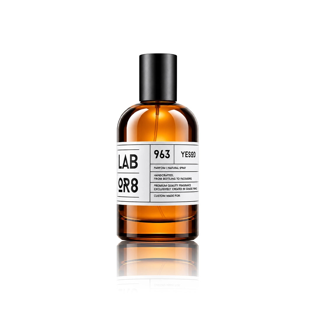LABOR8 YESOD 963 Eau de Parfum 100 ml Flakon auf weißem Hintergrund