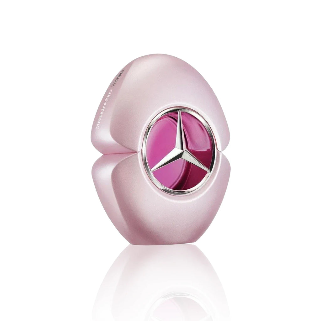 Mercedes-Benz For Women Eau de Parfum 90 ml Flakon auf weißem Hintergrund