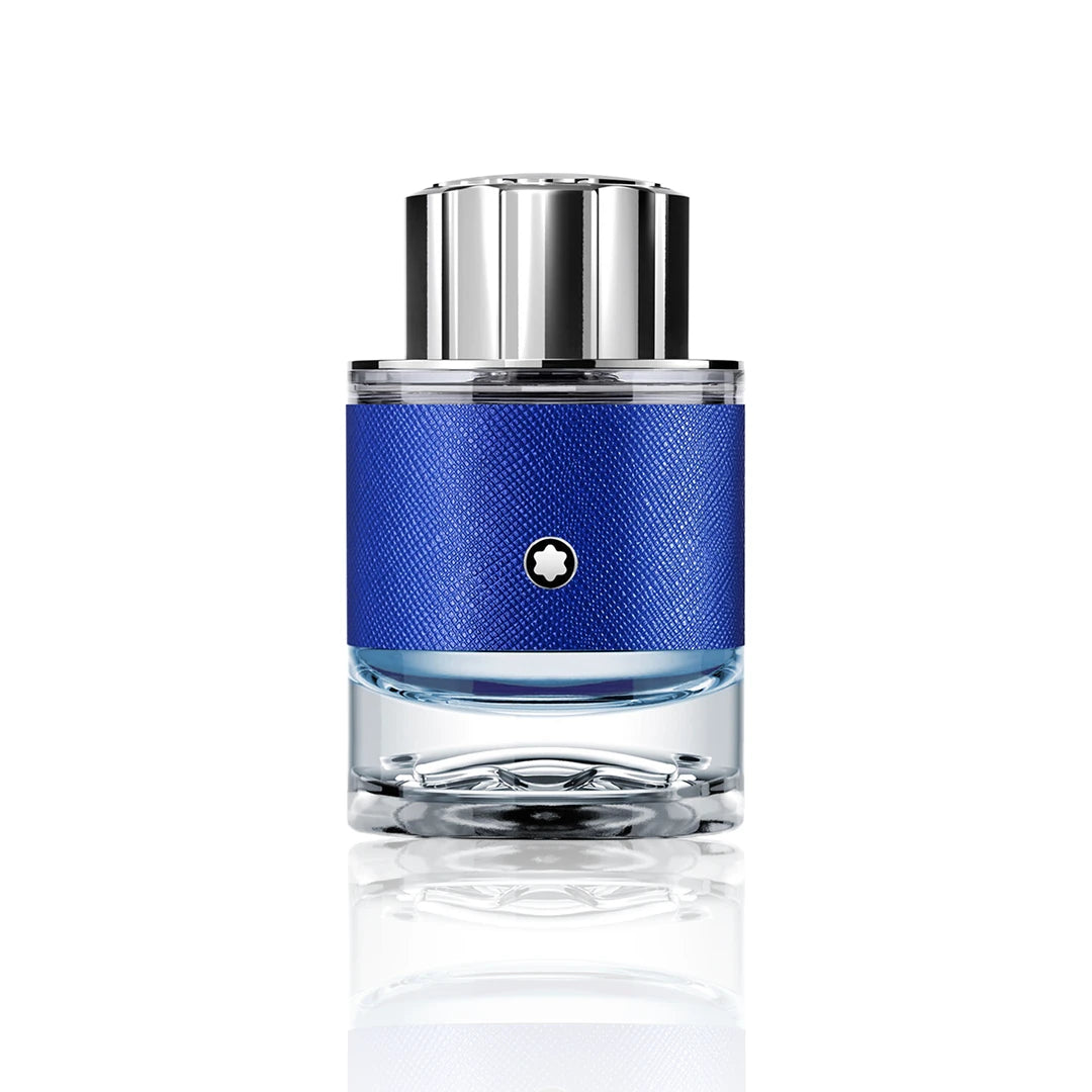 Montblanc Explorer Ultra Blue Eau de Parfum 60 ml Flakon auf weißem Hintergrund
