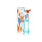 Moschino Cheap and Chic I Love Love Eau de Toilette 100 ml Flakon mit Originalverpackung auf weißem Hintergrund