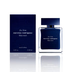 Narciso Rodriguez For Him Bleu Noir Eau de Toilette 100 ml Flakon auf weißem Hintergrund