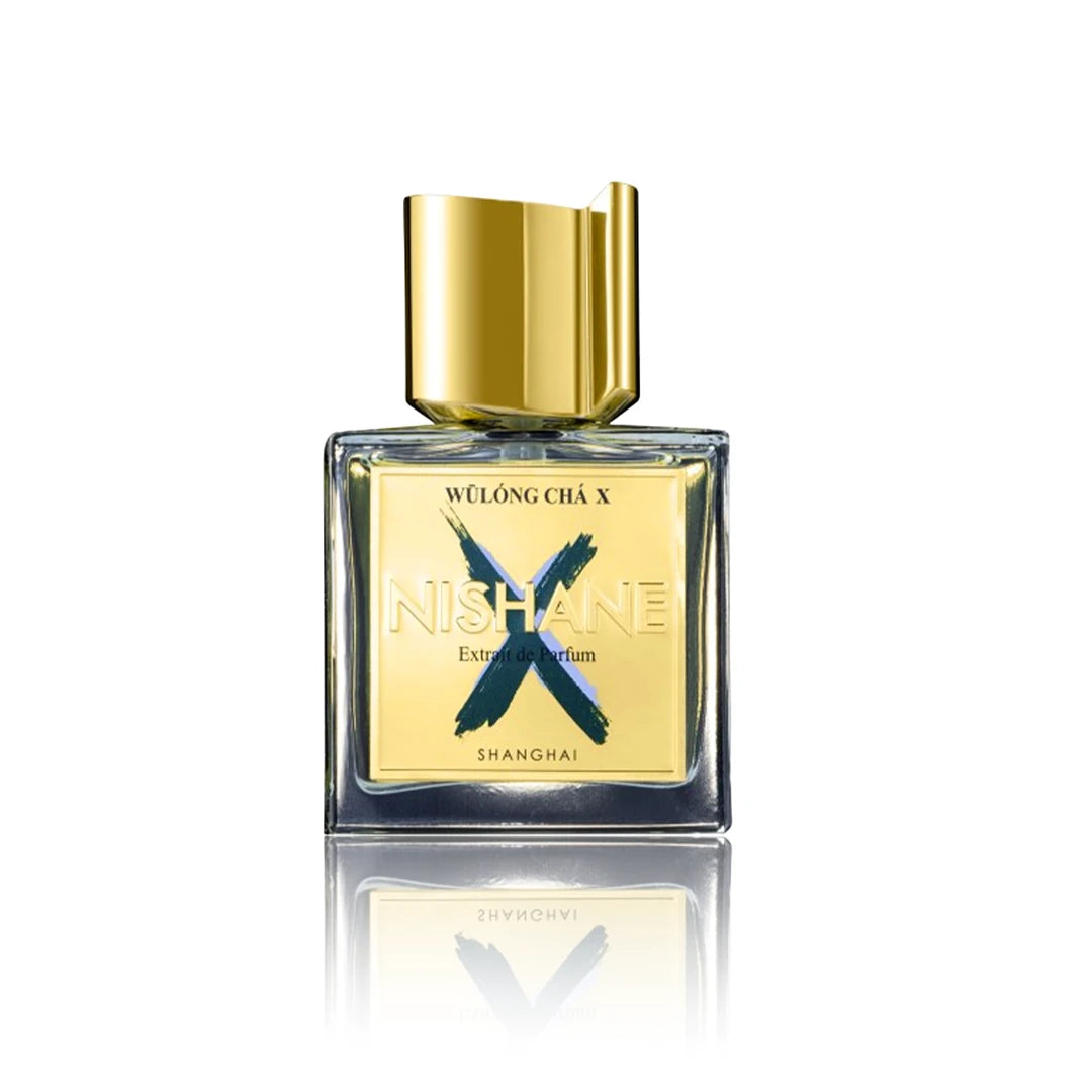 Nishane Wulong Cha X Extrait de Parfum 100 ml Flakon auf weißem Hintergrund