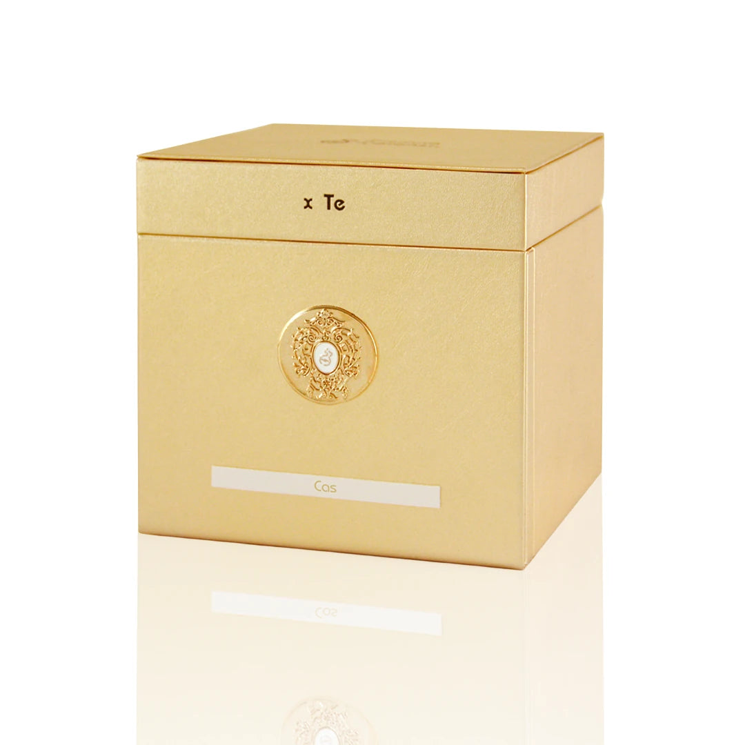 Tiziana Terenzi Cas Extrait de Parfum 100 ml mit Originalverpackung auf weißem Hintergrund