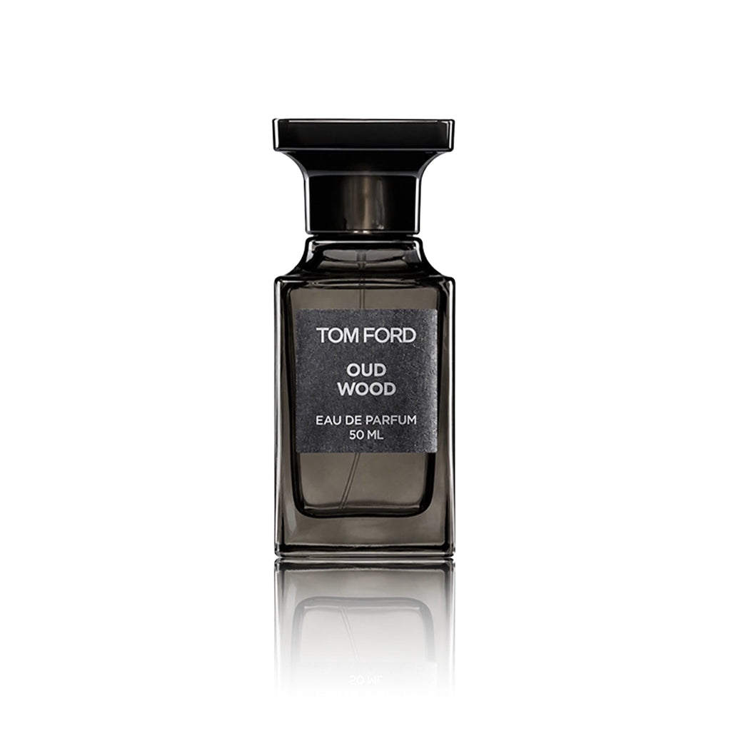 Tom Ford Oud Wood Eau de Parfum 50 ml Flakon auf weißem Hintergrund