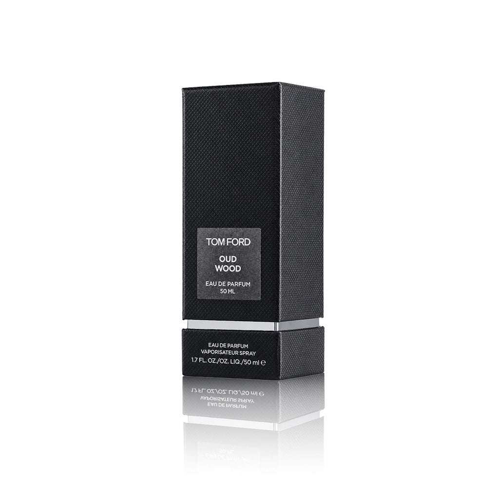 Tom Ford Oud Wood Eau de Parfum 50 ml mit Originalverpackung auf weißem Hintergrund