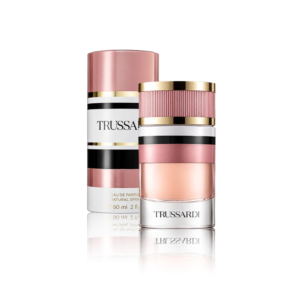 Trussardi Donna Eau de Parfum 60 ml Flakon mit Originalverpackung auf weißem Hintergrund