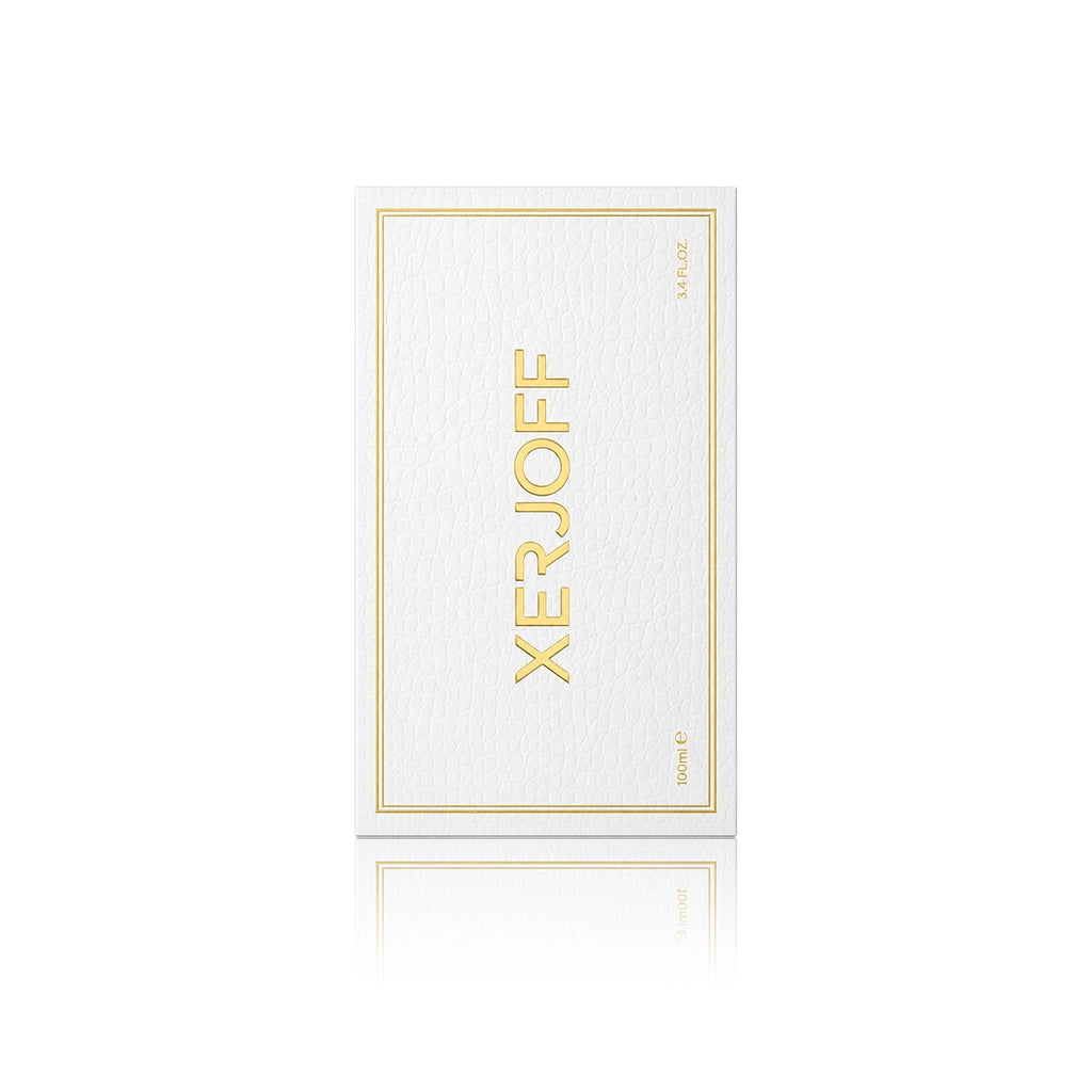 Xerjoff Richwood Eau de Parfum 100 ml mit Originalverpackung auf weißem Hintergrund